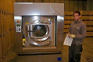Electrolux 60kg industrial washing machine 20K new